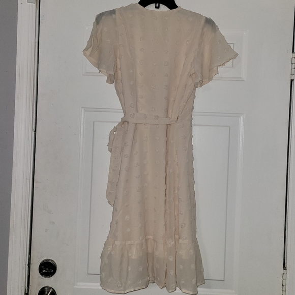Pretty MS BASIC Womens Summer Wrap Dress~V Neck~Flutter Sleeve~Swiss Dot~Ruffles - Picture 6 of 7
